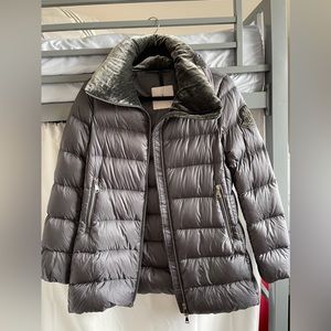 Moncler Torcon Giubbotto Size 0 Down Jacket